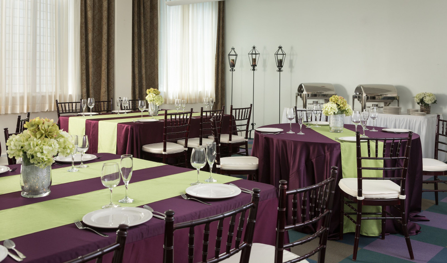 Food & Drinks 5, Lake Opechee Inn and Spa, Belknap