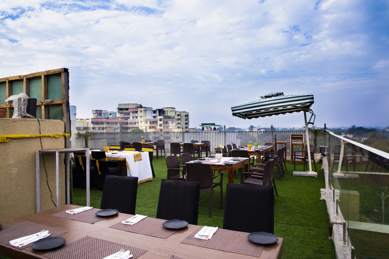 Food & Drinks 4, The Moziac Gwalior, Gwalior