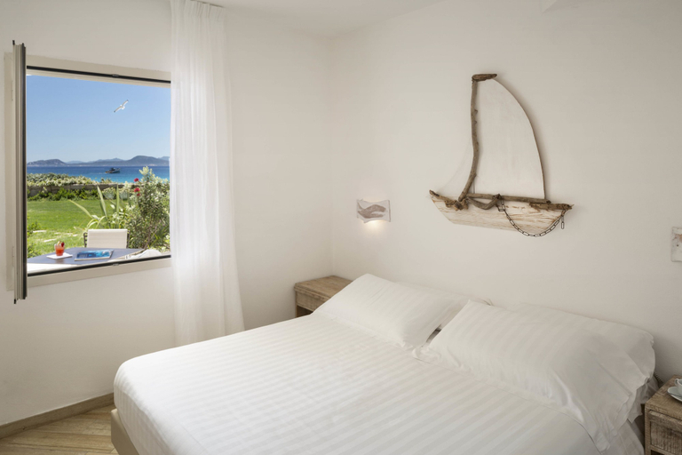Bedroom 3, Gabbiano Azzurro Hotel & Suites, Olbia-Tempio