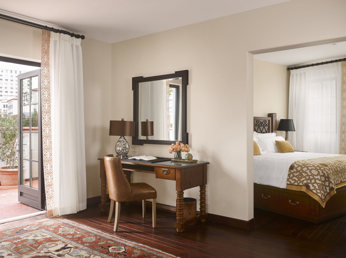 Bedroom 27