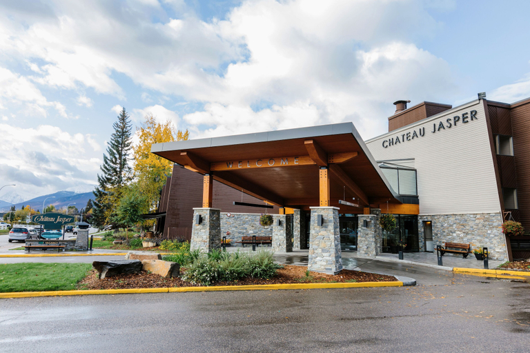 Exterior & Views 4, Chateau Jasper, Division No. 15