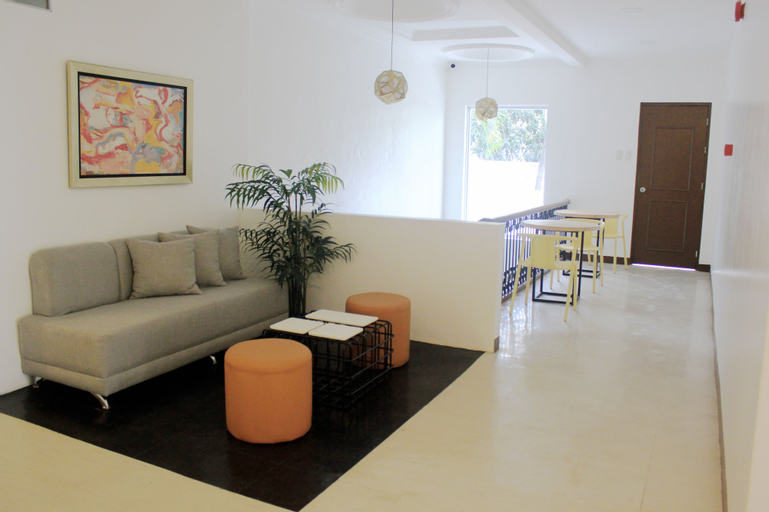 Public Area 4, Travelbee Capitol Inn, Cebu City