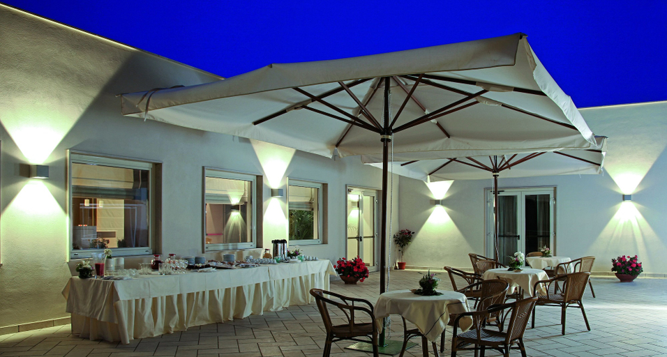 Food & Drinks 5, American Hotel, Napoli
