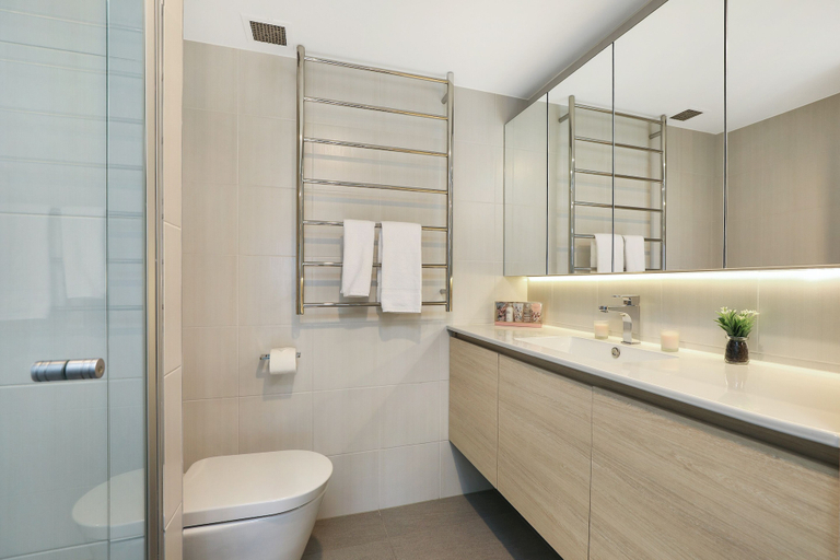 Bathroom 5, Elouera Tower Beachfront Apartments, Maroochy - Maroochydore
