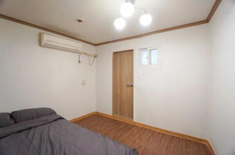 Bedroom 4, DADAREUM Guest House, Yeongdeungpo
