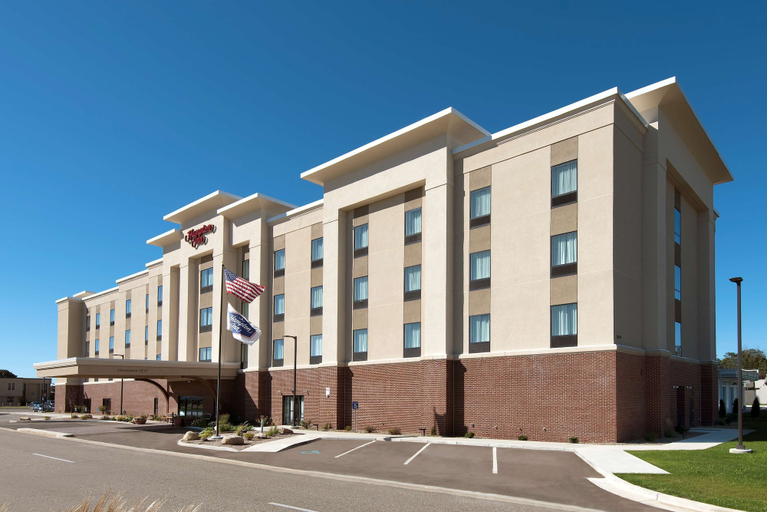 Exterior & Views 2, Hampton Inn Kalamazoo, Kalamazoo