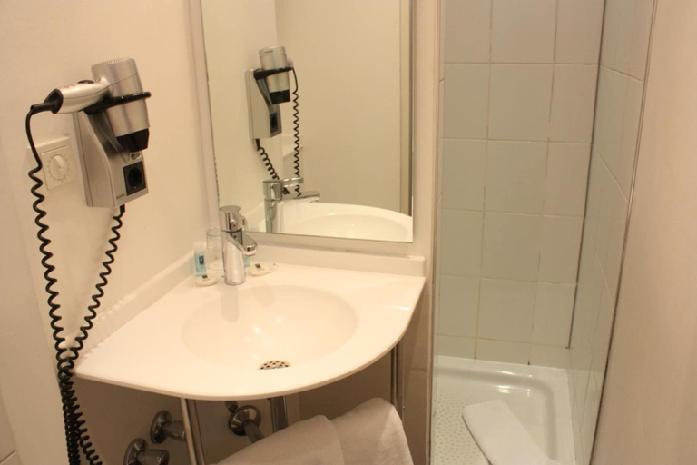 Bathroom 5, Hotel Admiral Frankfurt City Centre, Frankfurt am Main
