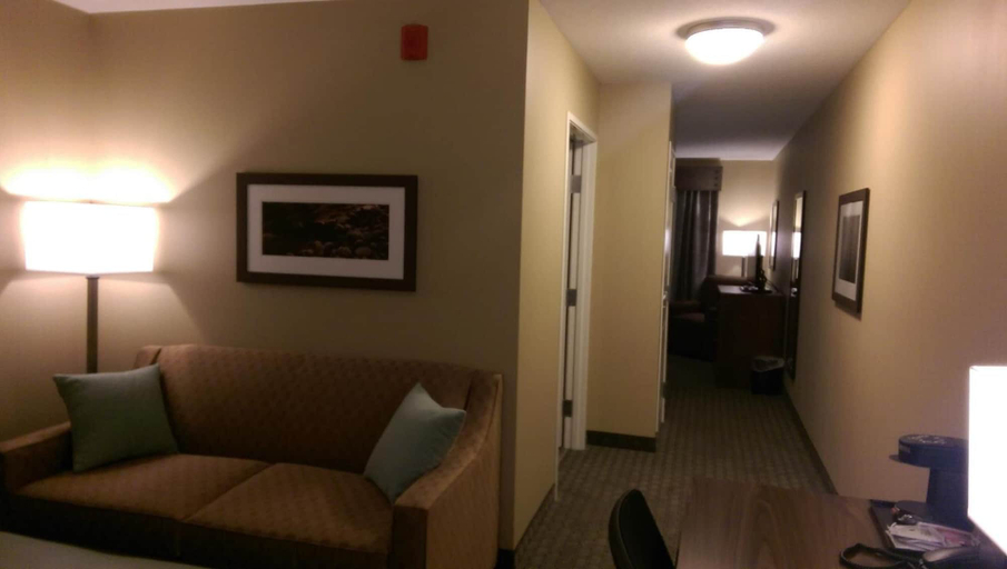 Others 5, GrandStay Delano, Wright