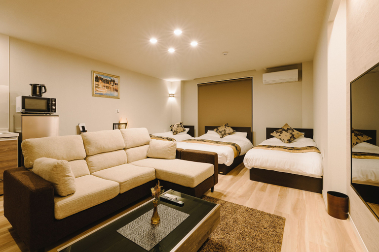 Bedroom 2, Grand Base Karatsuekiminami, Karatsu