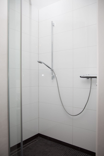 Bathroom 5, Hotel Bartmanns Haus, Lahn-Dill-Kreis
