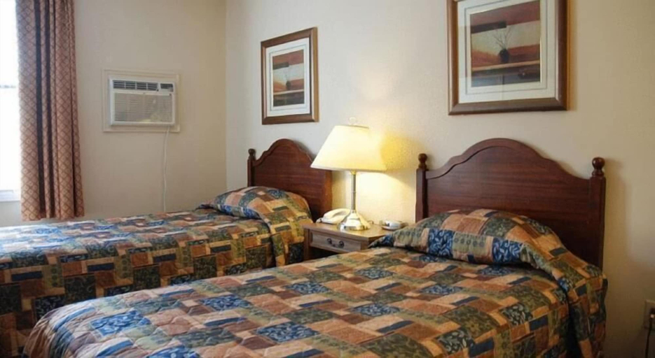 Bedroom 3, Commons Inn, Halifax