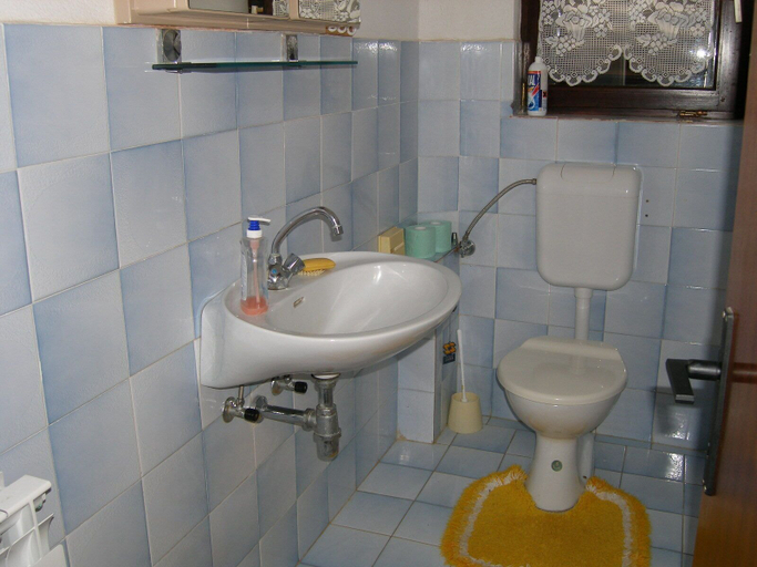 Bathroom 3, Apartments Violeta, Ližnjan
