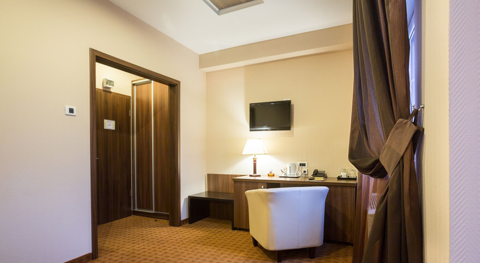 Bathroom 4, Inter Business Bucharest Hotel, Municipiul Bucuresti