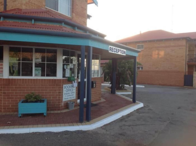 Exterior & Views 2, Seaspray Beach Holiday Park, Irwin