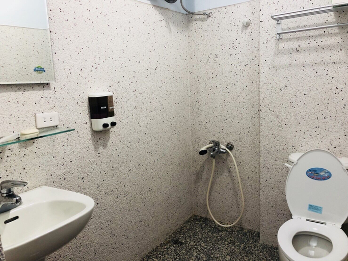 Bathroom 2, Hsiang Hotel, Miaoli