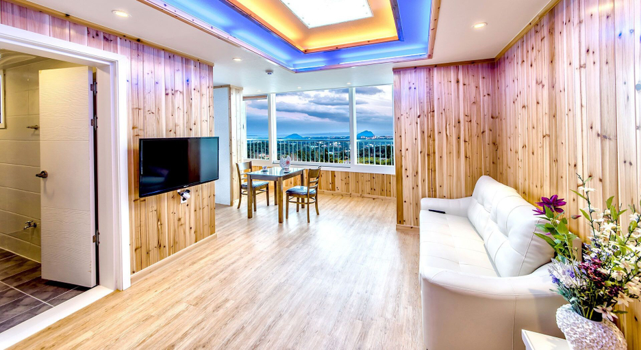 Others 4, Modnie Pension, Seogwipo