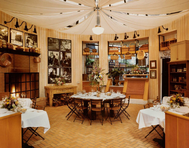 Food & Drinks 5, Tally Ho Inn, Monterey