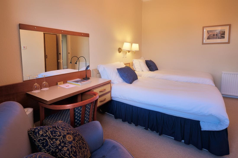 Bedroom 2, Cedars Guest House, Argyll and Bute
