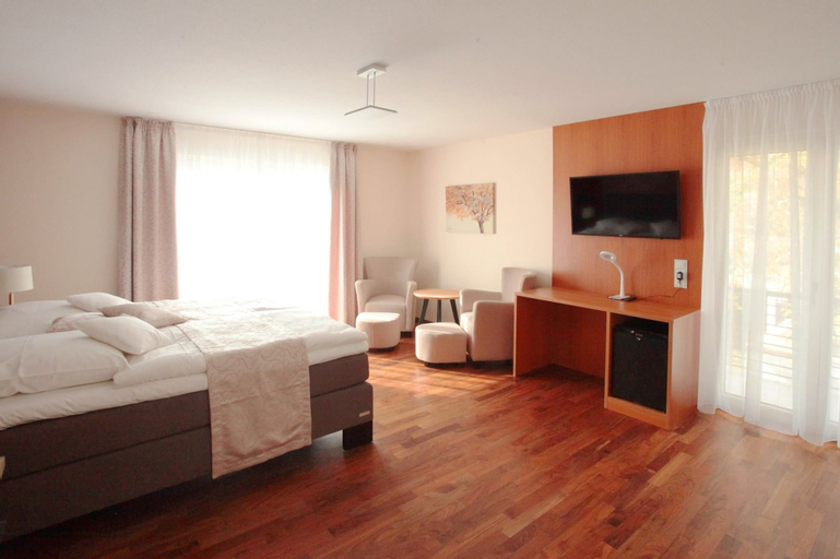 Bedroom 2, Lamex Inn Hotel & Restaurant, Main-Taunus-Kreis