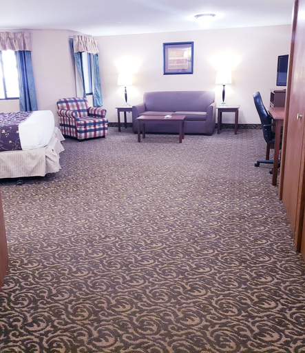 Bedroom 3, SureStay Plus by Best Western Black River Falls, Jackson