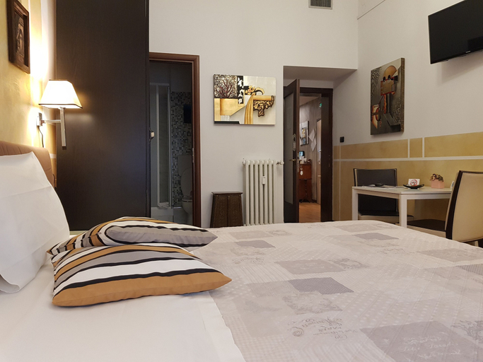Bedroom 2, Cittadella, Verona