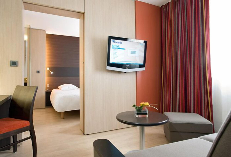 Bedroom 3, Hôtel Oceania Nantes Aéroport, Loire-Atlantique
