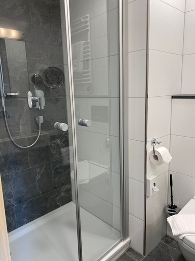 Bathroom 4, Hotel Landhaus Lauble, Ortenaukreis
