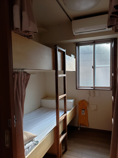 Bedroom 3, Yamate Rest House - Hostel, Caters to Men, Shinjuku