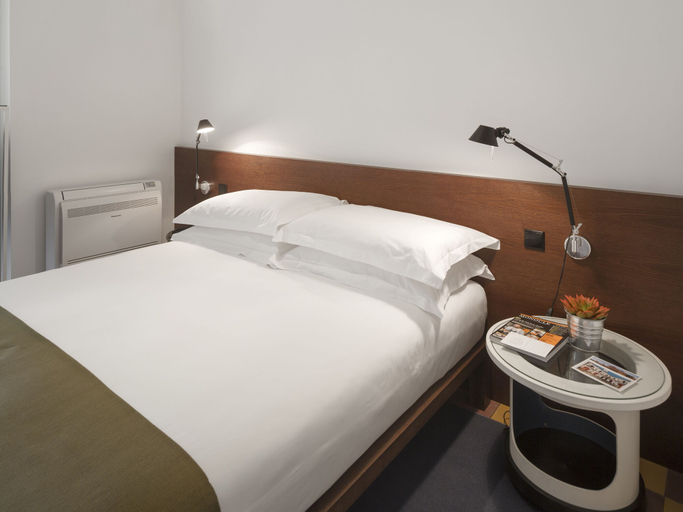 Bedroom 3, Flattered to be in Tomar, Tomar