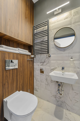 Bathroom 4, Krzywa Kamienica, Łódź