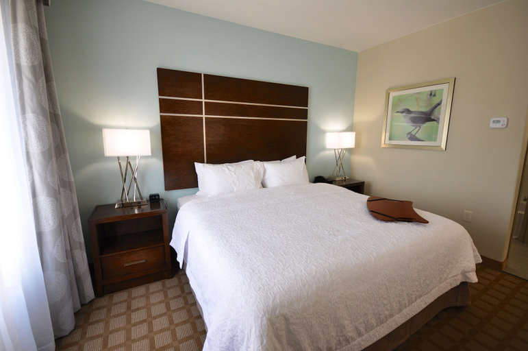 Bedroom 3, Hampton Inn & Suites Hutto Austin, Williamson