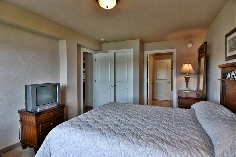 Bedroom 3, Unit 302 2 BD/ 2 BA Condo, Barron