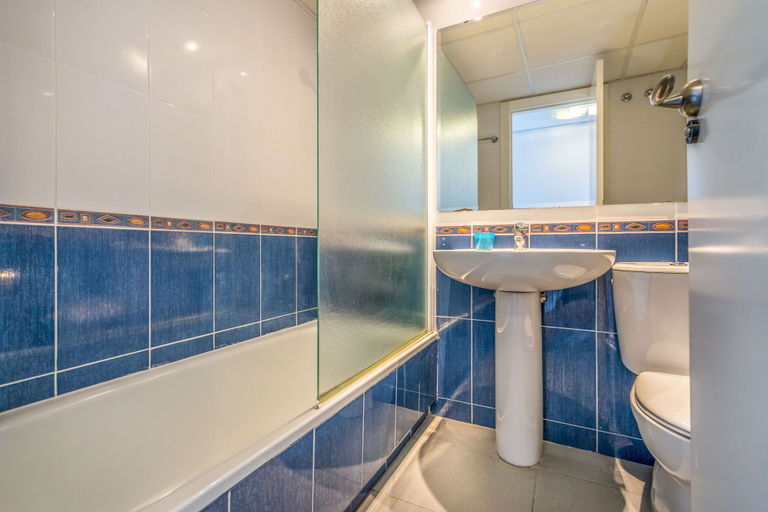 Bathroom 3, Apartamentos Hipocampos, Alicante
