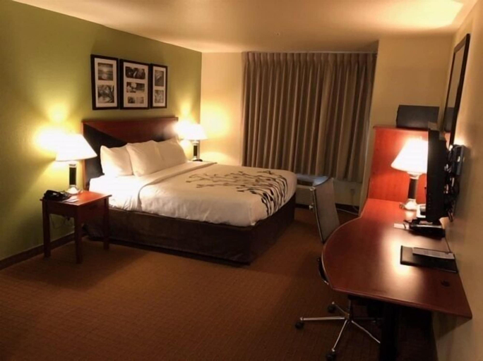 Bedroom 2, Sleep Inn & Suites Shamrock, Wheeler