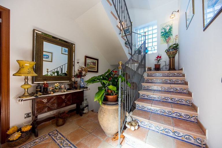 Others 5, Villa Asturita, Baleares