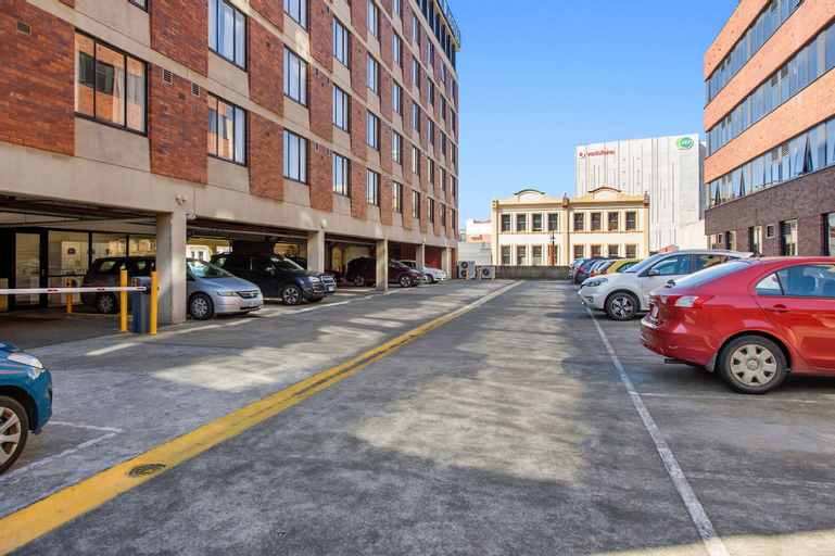 Public Area 27
