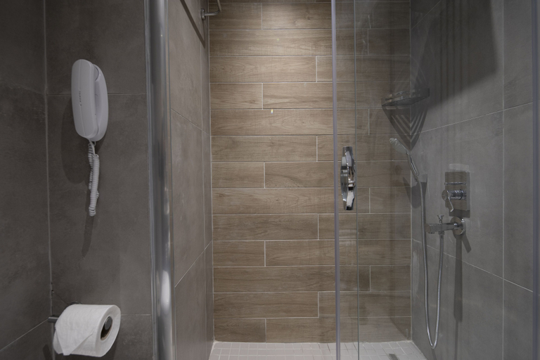 Bathroom 5, Green Garden Resort & Spa Hotel, Alanya
