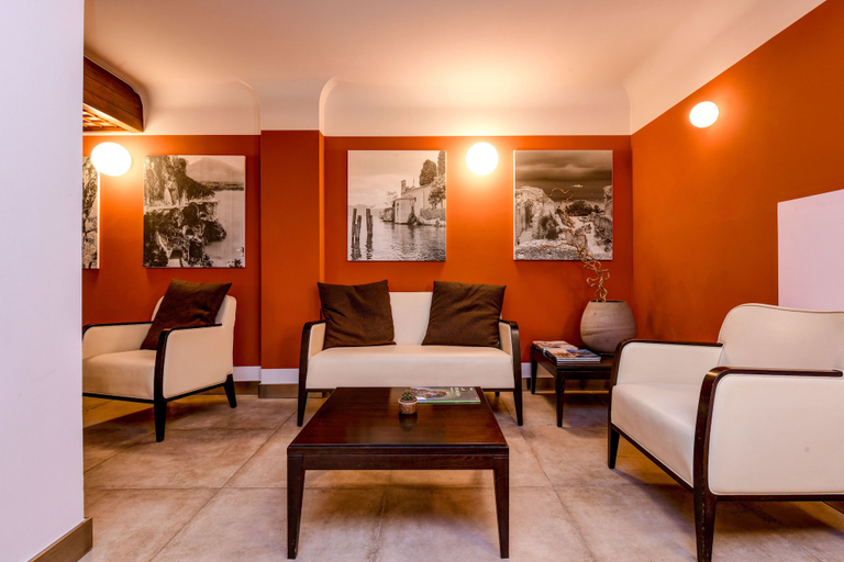 Others 1, Hotel City, Brescia
