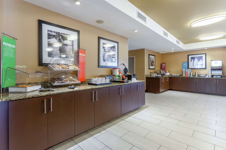 Food & Drinks 5, Hampton Inn Biloxi-Ocean Springs, Jackson