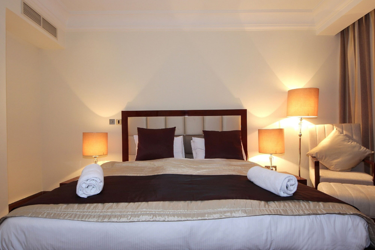 Room 5, Private Beach Residence with beautiful pool, Dubai