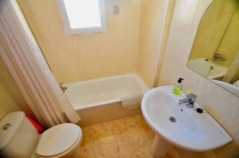 Bathroom, 050 Torremar Beach - Alicante Real Estate, Alicante
