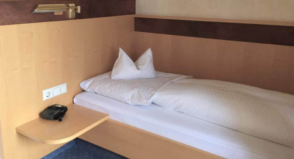 Bedroom 4, Gästehaus Schlegel, Rems-Murr-Kreis