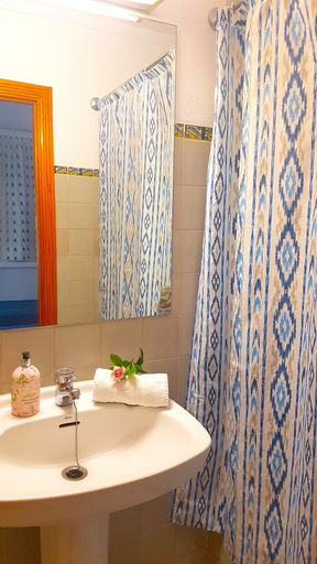 Bathroom 4, Hostal Ca'n Tiu, Baleares