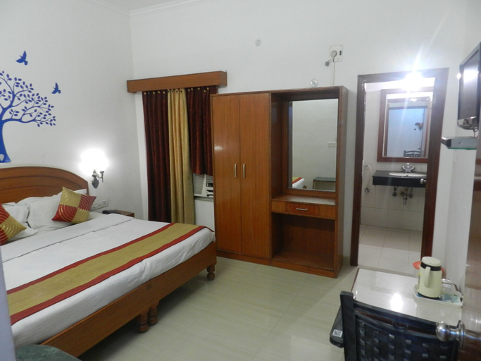 Bedroom 3, EuroStar Inn, Chhatarpur