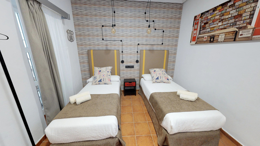 Bedroom 5, Hostal Boutique La Española, Cádiz