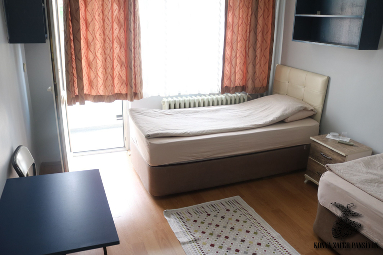 Bedroom 4, Konya Zafer Pansiyon - Hostel, Selçuklu
