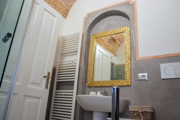 Bathroom 5, Riz Salento Guest House, Lecce