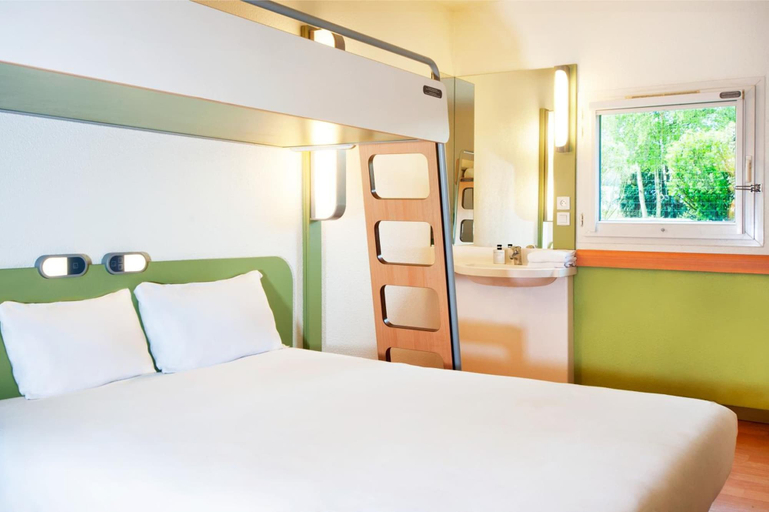 Bedroom 4, Hotel Inn Design Issoudun, Indre