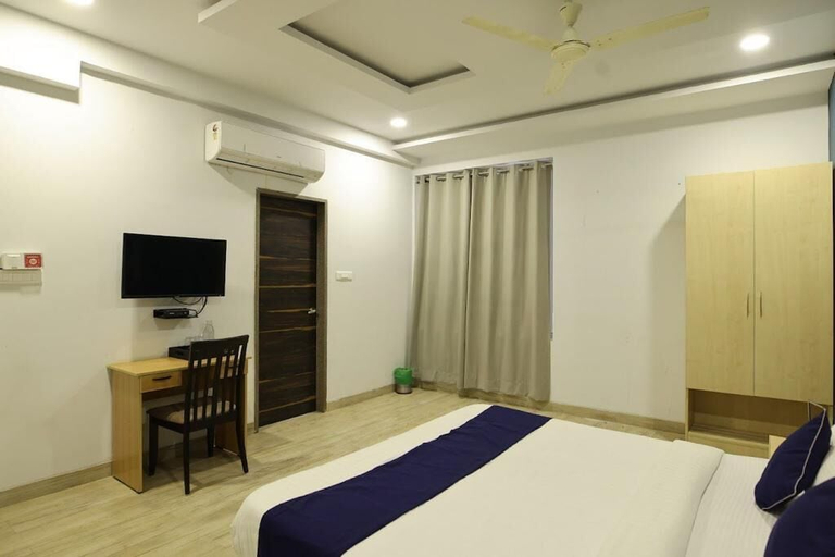 Bedroom 2, Hotel Trance Babylon Executive Stays, Hyderabad