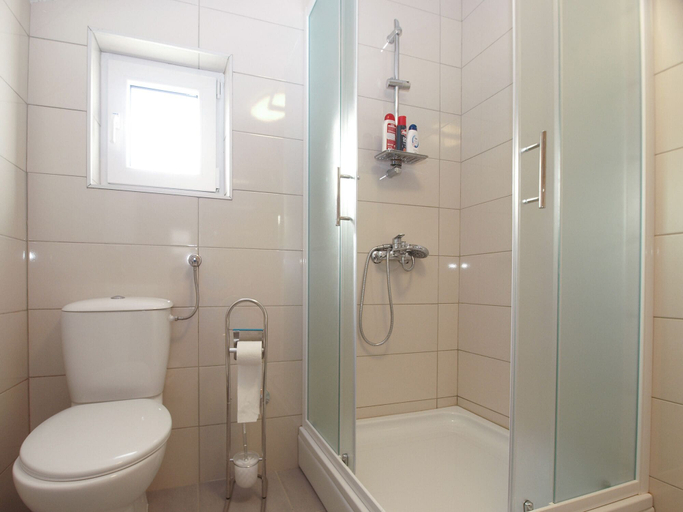 Bathroom 3, Apartment 1975, Vodnjan